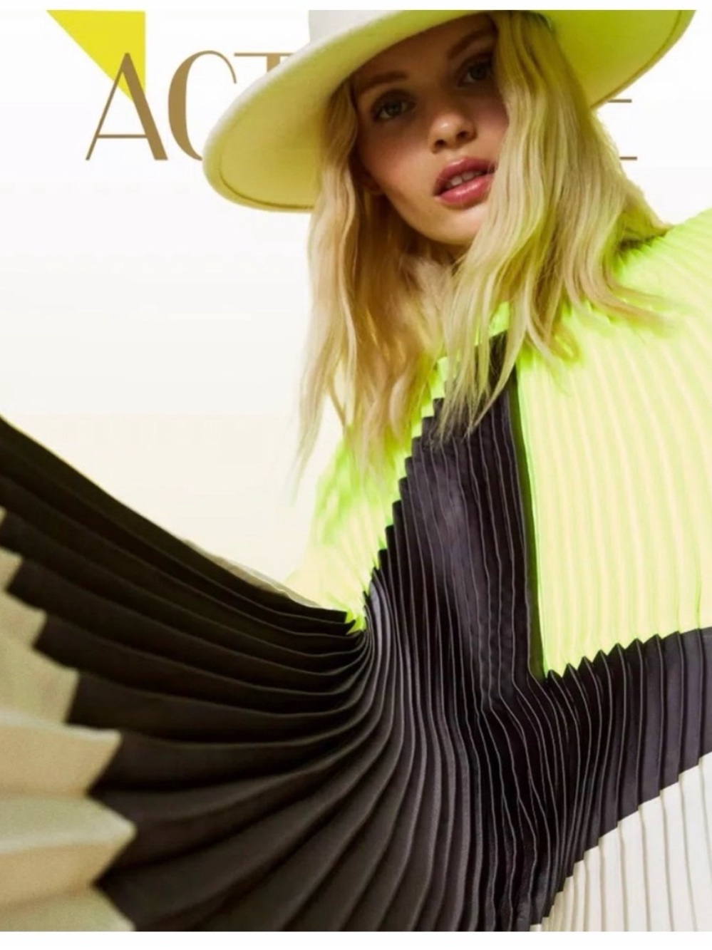 Twin-Set Neon Yellow, Black & Ivory Pleated Colorblock Maxi Dress - Picture 2 of 4